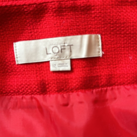 Ann Taylor Loft lined red skirt with side zipper - Picture 5 of 5